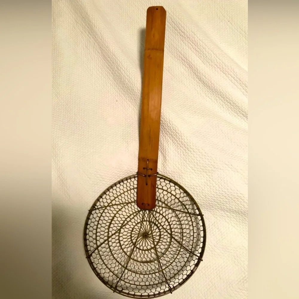 Vintage Primitive huge wire strainer skimmer bamboo wood handle Chinese